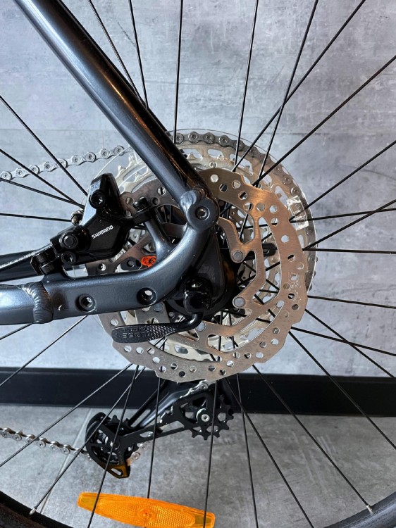 6988be5ee214099fb7fa16e32f0f0eaa.jpg