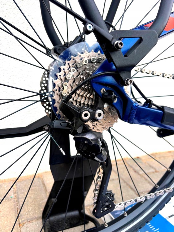 7fc7b0108ba65fd982c67a6560e98eeb.jpg